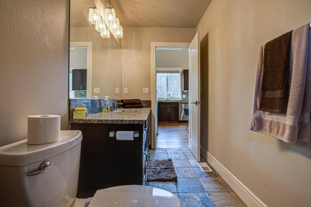 Newly Built Modern Chalet Duplex - 1 Mount Hood Village Exteriör bild