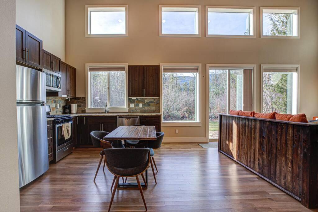 Newly Built Modern Chalet Duplex - 1 Mount Hood Village Exteriör bild