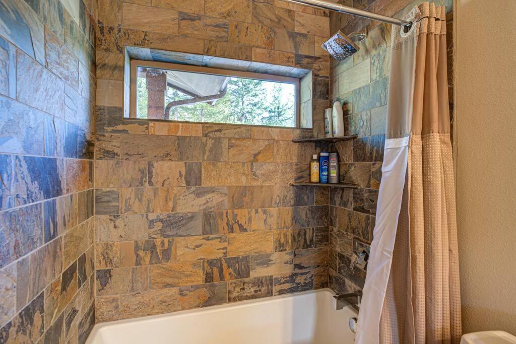 Newly Built Modern Chalet Duplex - 1 Mount Hood Village Exteriör bild