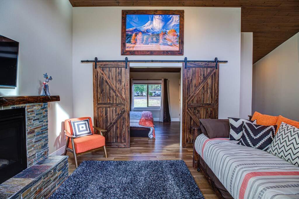 Newly Built Modern Chalet Duplex - 1 Mount Hood Village Exteriör bild